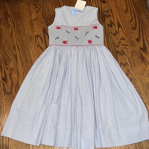 Bella Bliss girls seersucker smocked dress with embroidered anchors & crabs NWT - Picture 2 of 8